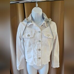 NWT Bianco White Hooded Denim Jacket – Style 72243US